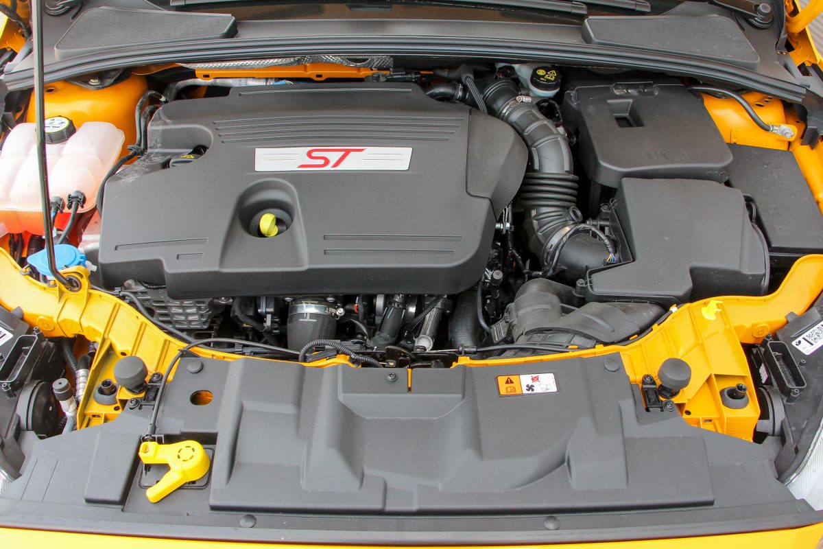 FORD FOCUS