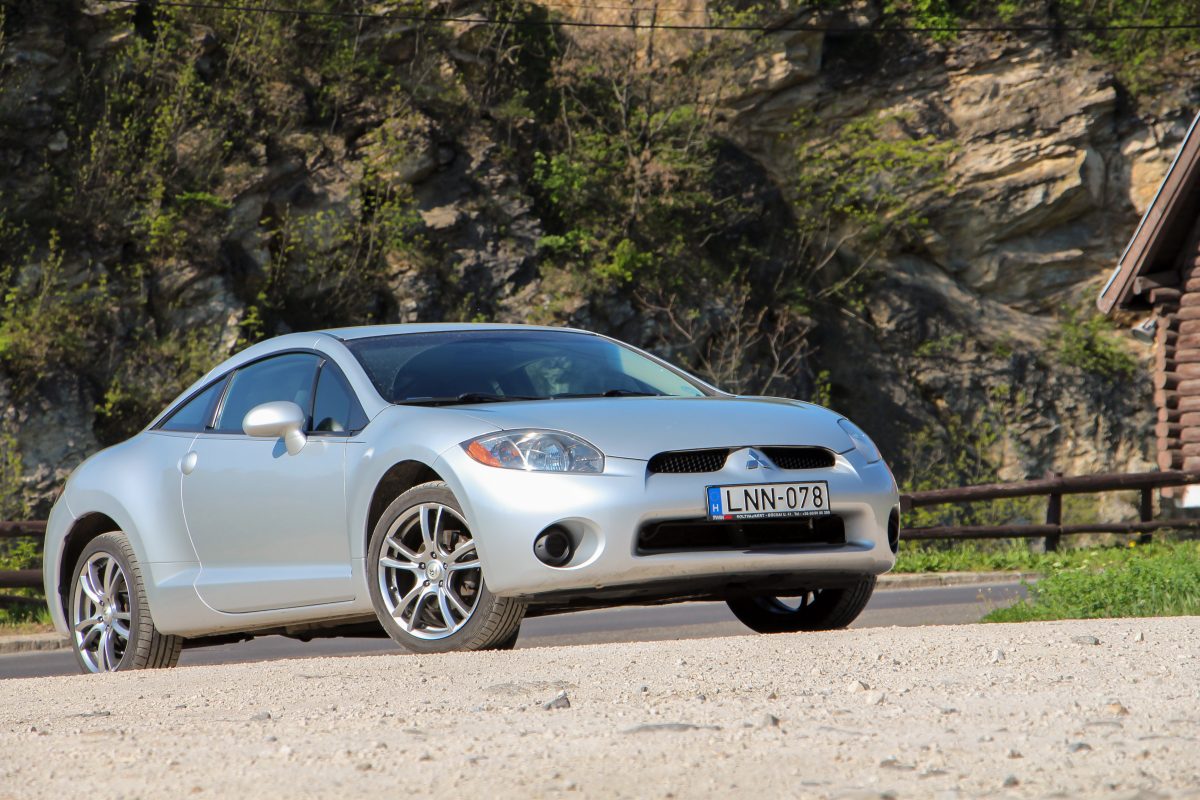 MITSUBISHI ECLIPSE