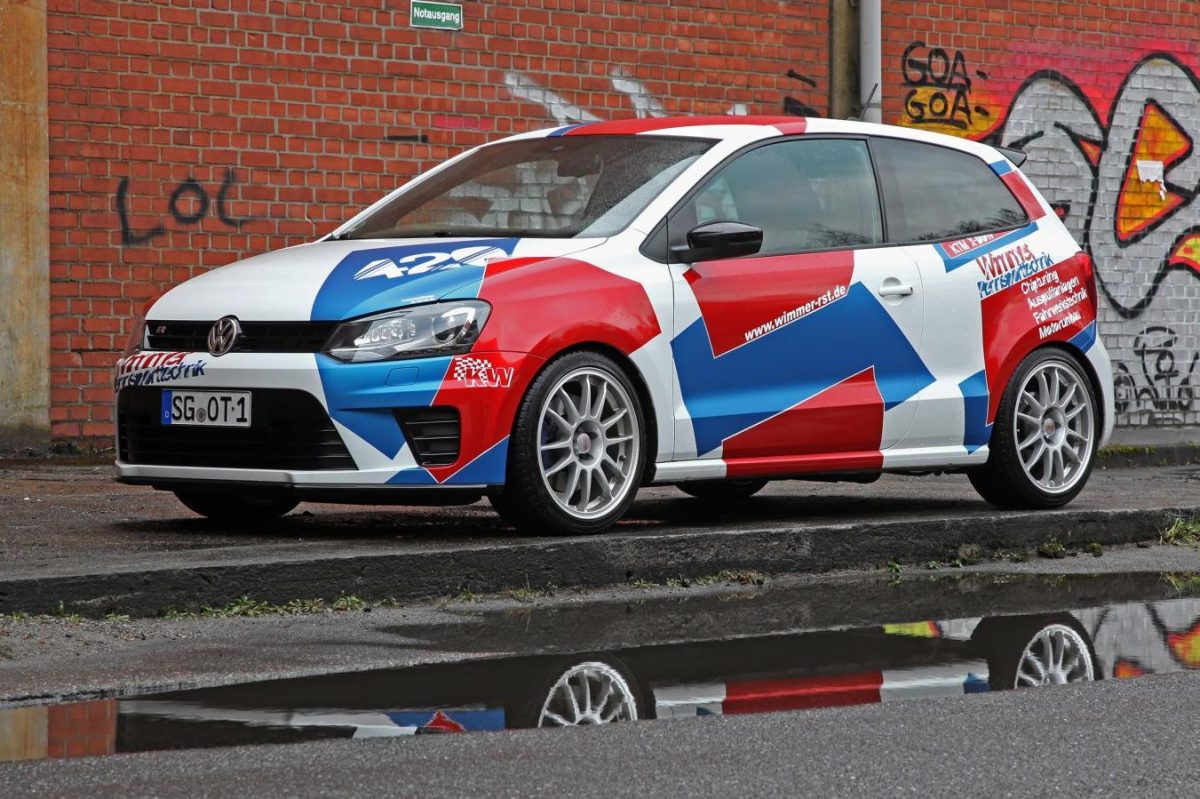 VOLKSWAGEN POLO