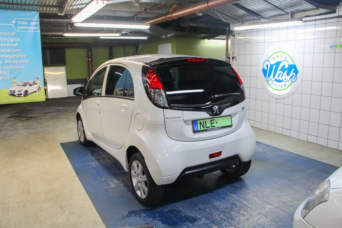 PEUGEOT ION