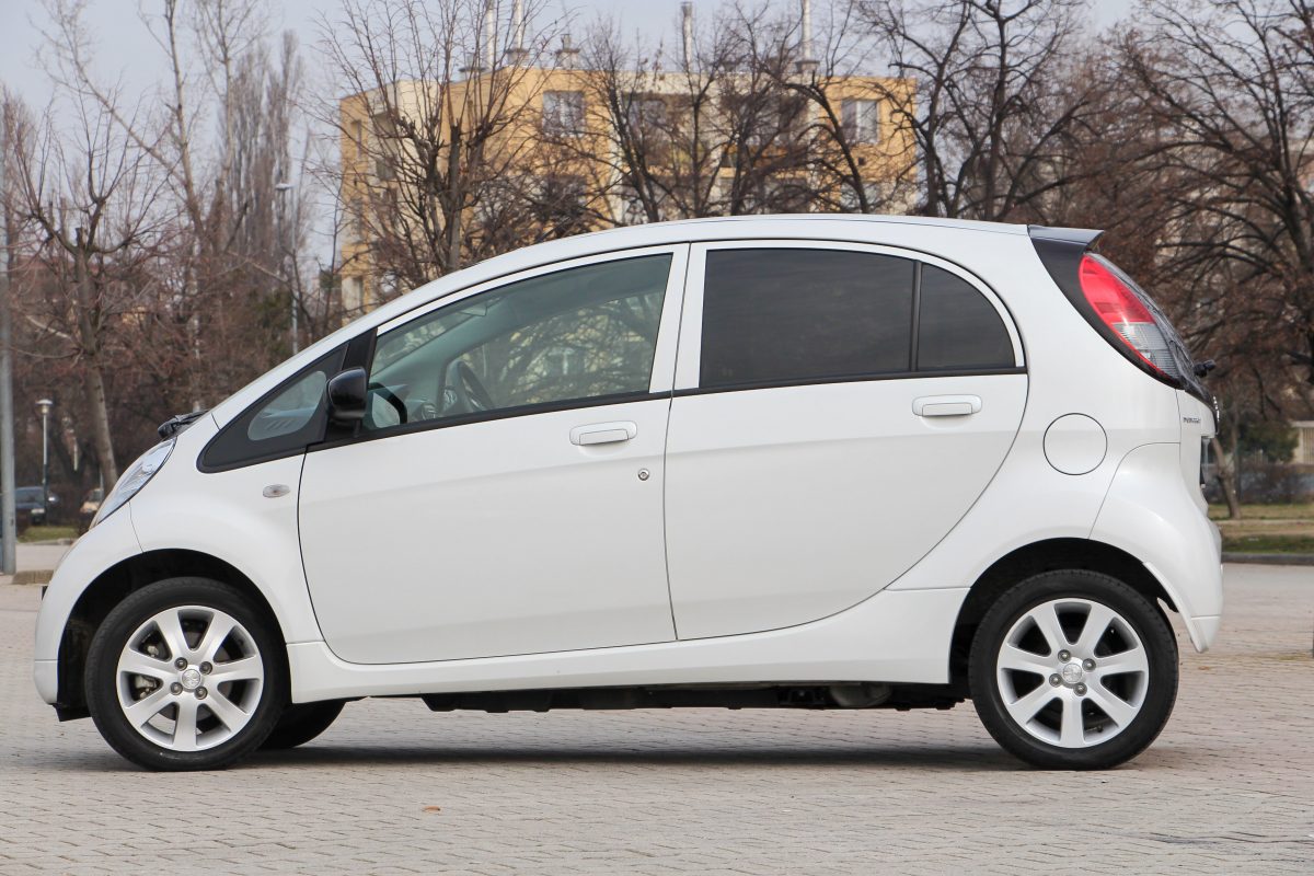 PEUGEOT ION