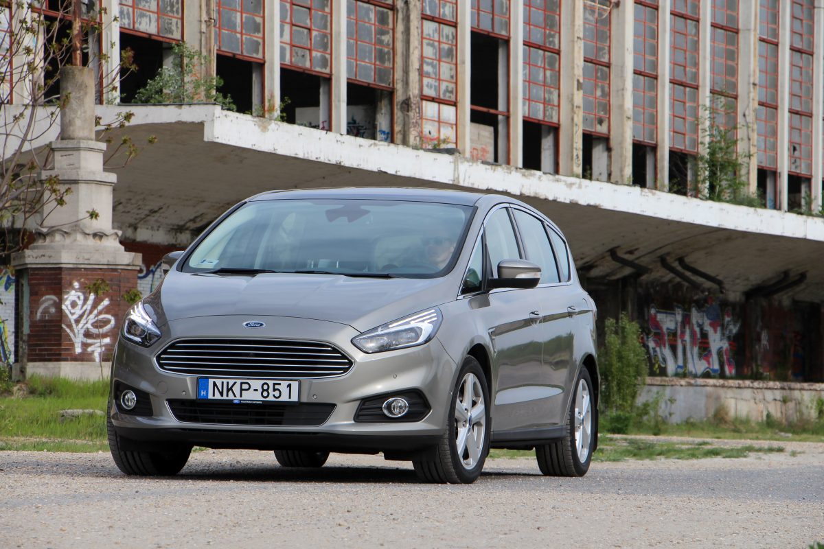 FORD S-MAX