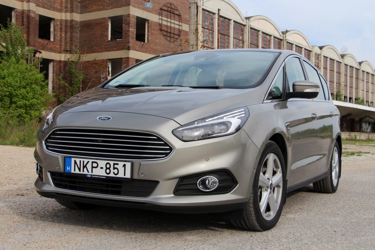 FORD S-MAX