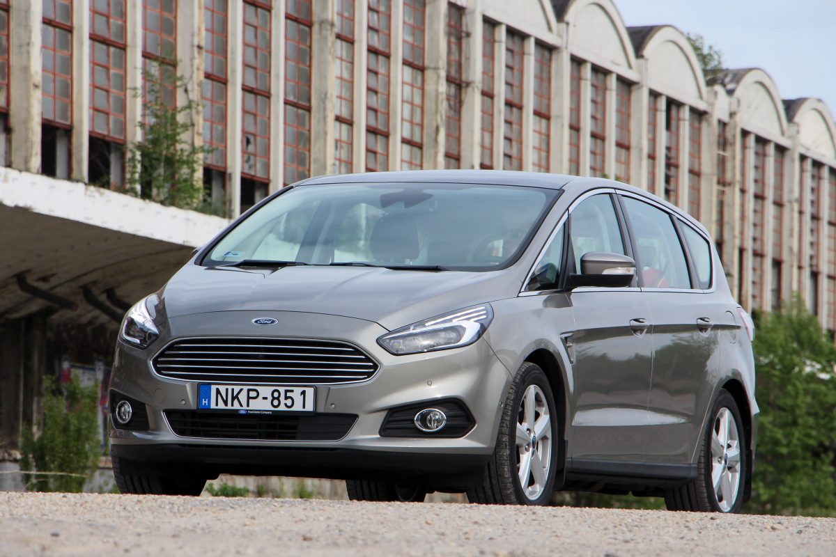 FORD S-MAX
