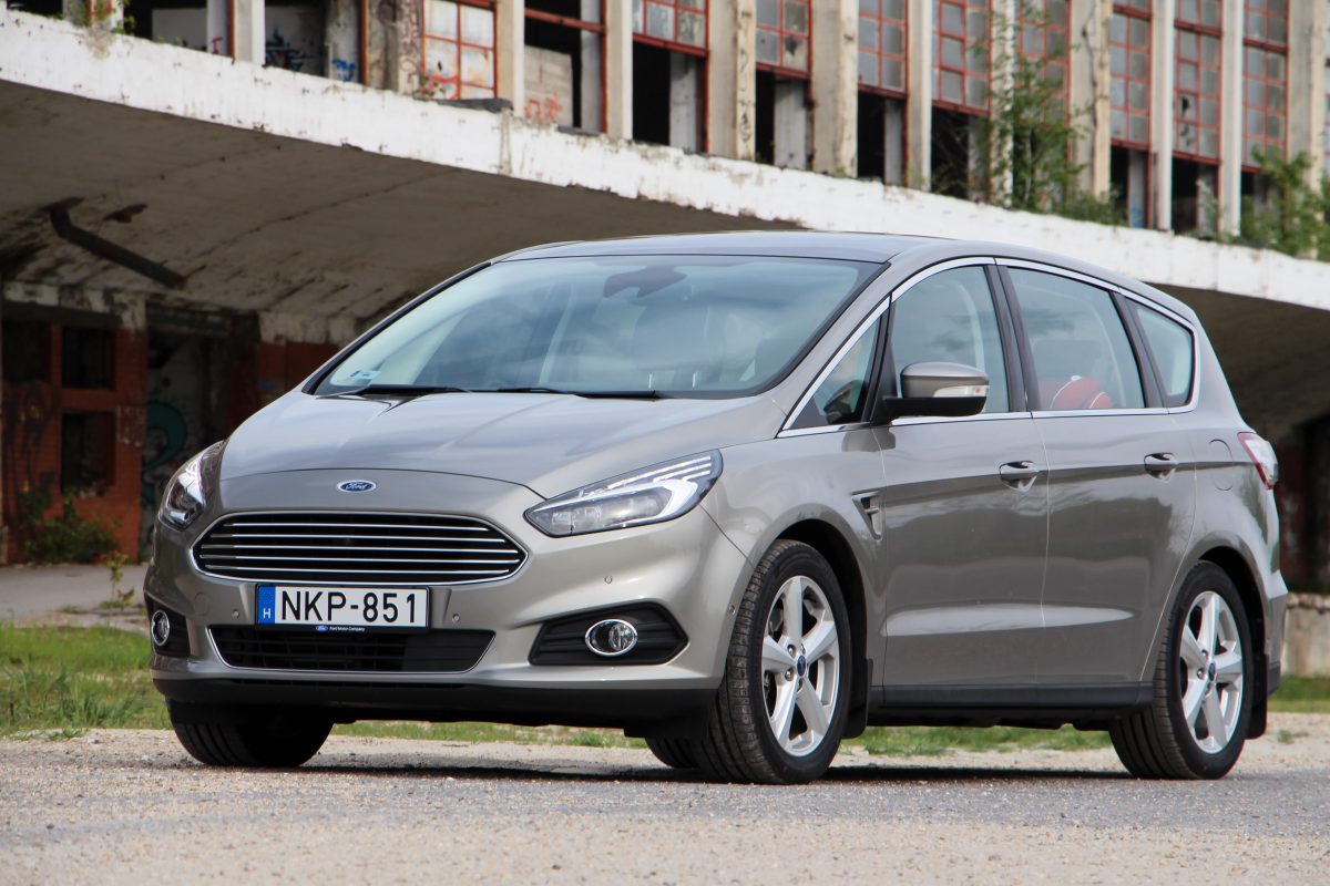 FORD S-MAX