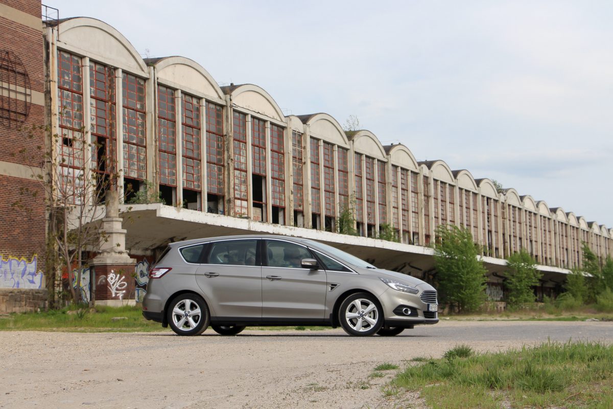 FORD S-MAX