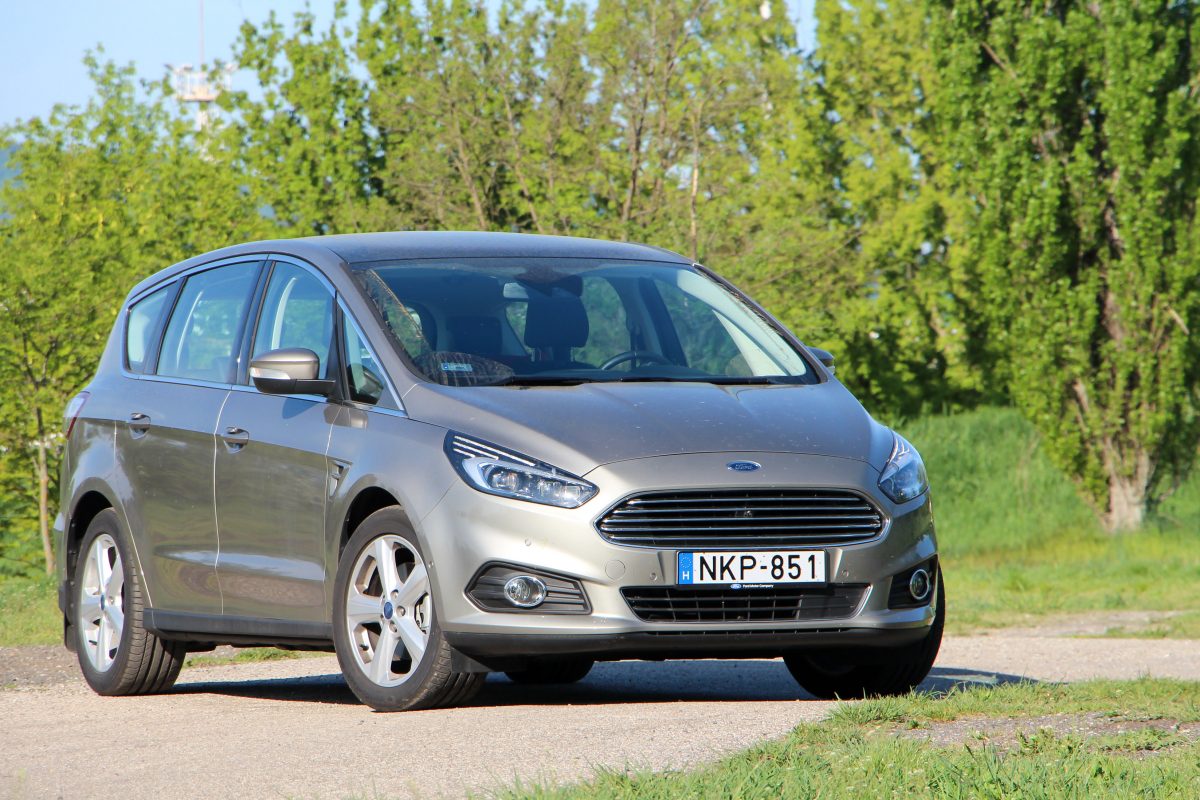 FORD S-MAX