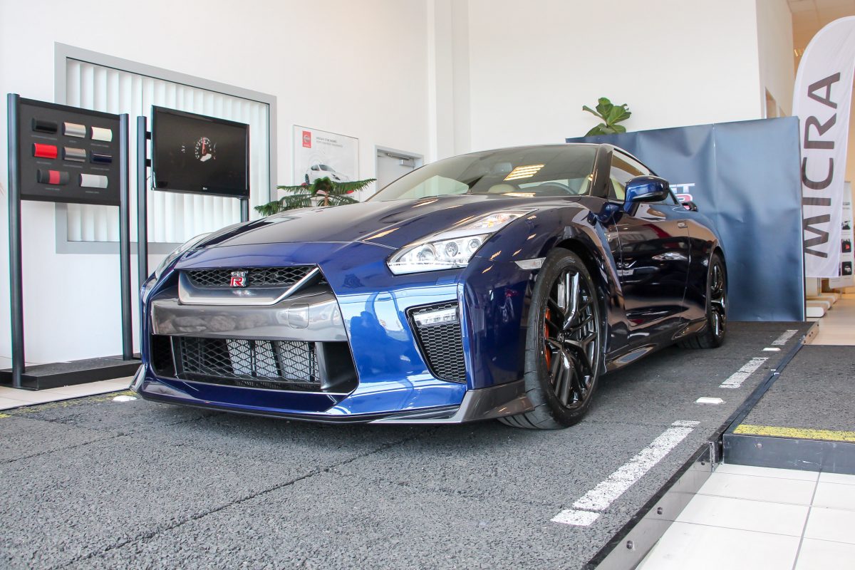 NISSAN GT-R