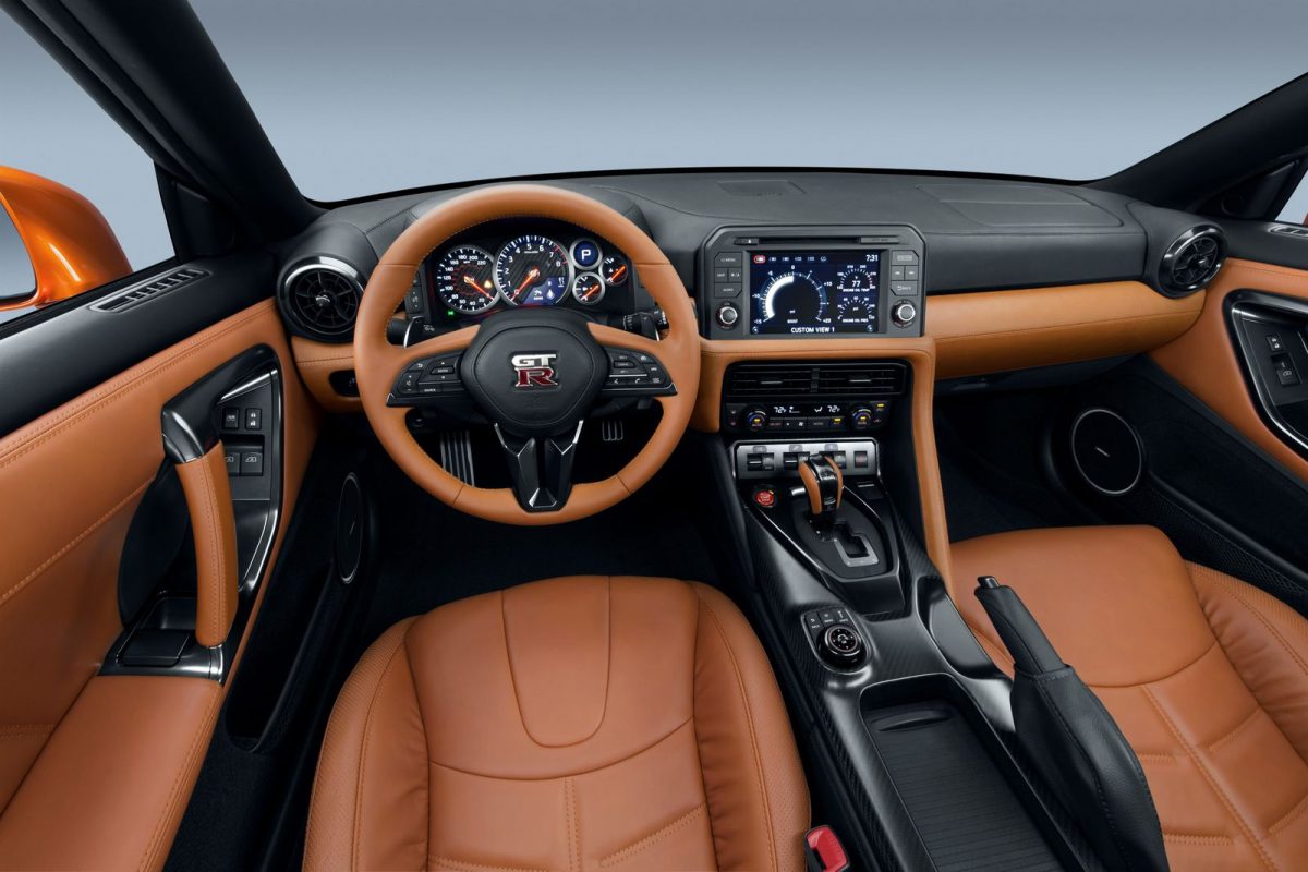 NISSAN GT-R