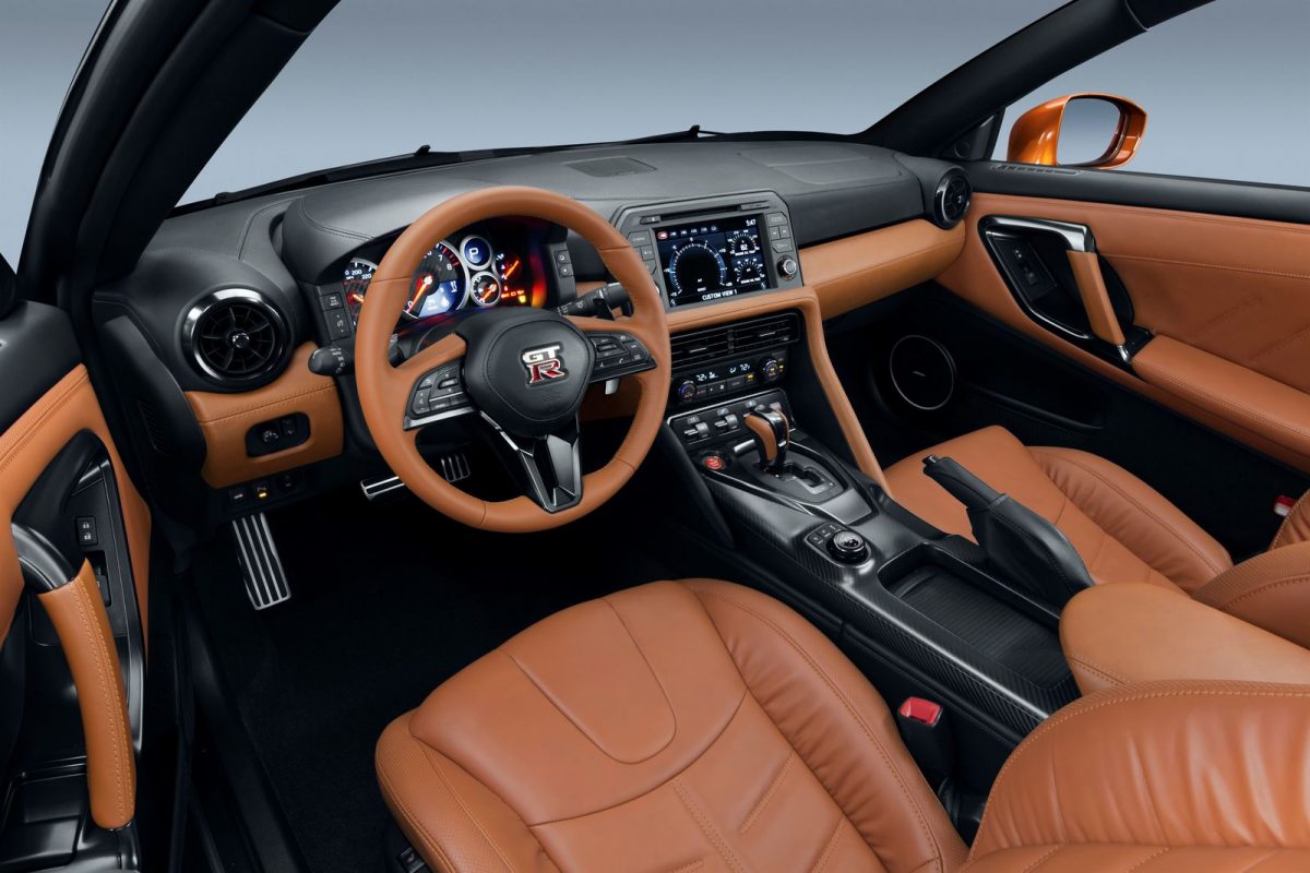 NISSAN GT-R