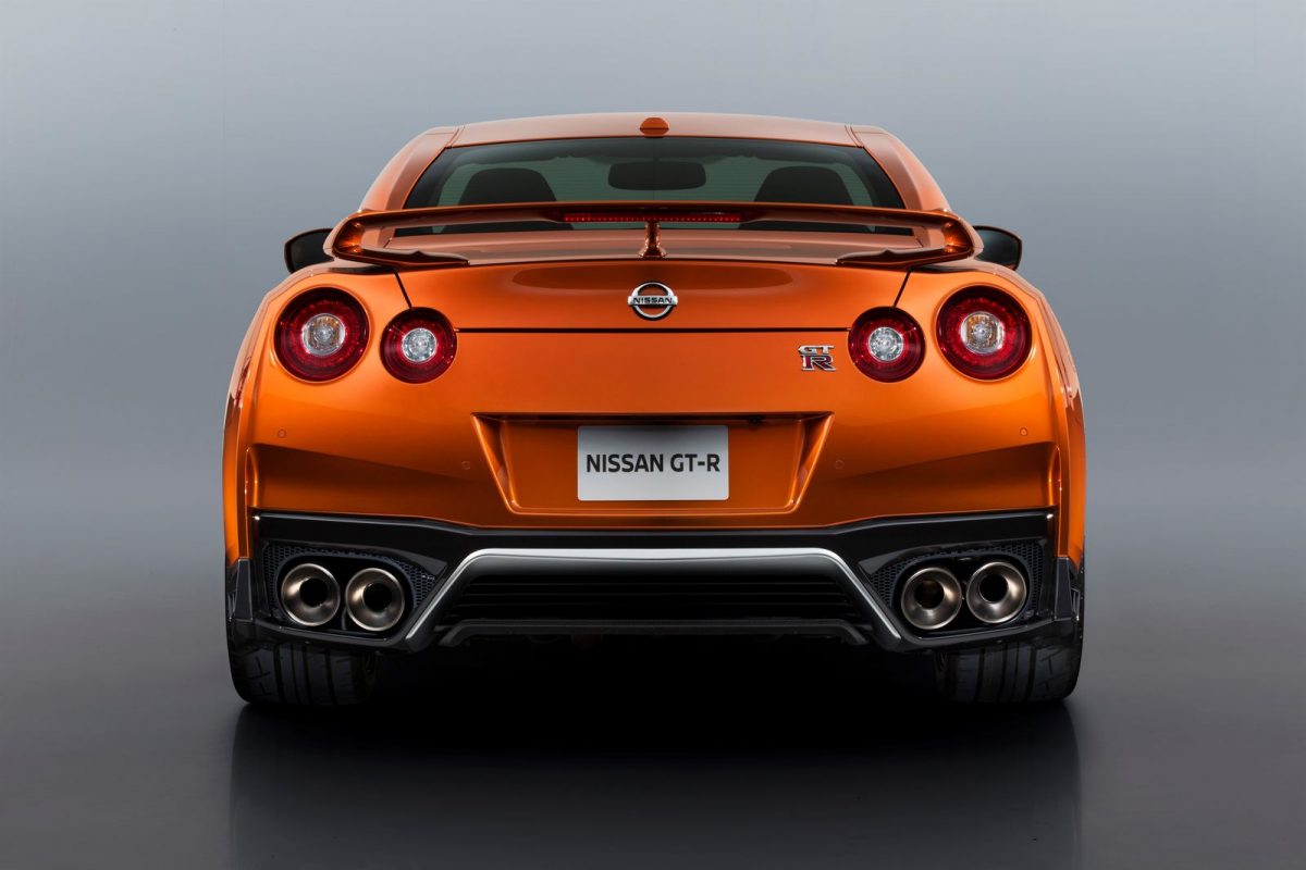NISSAN GT-R