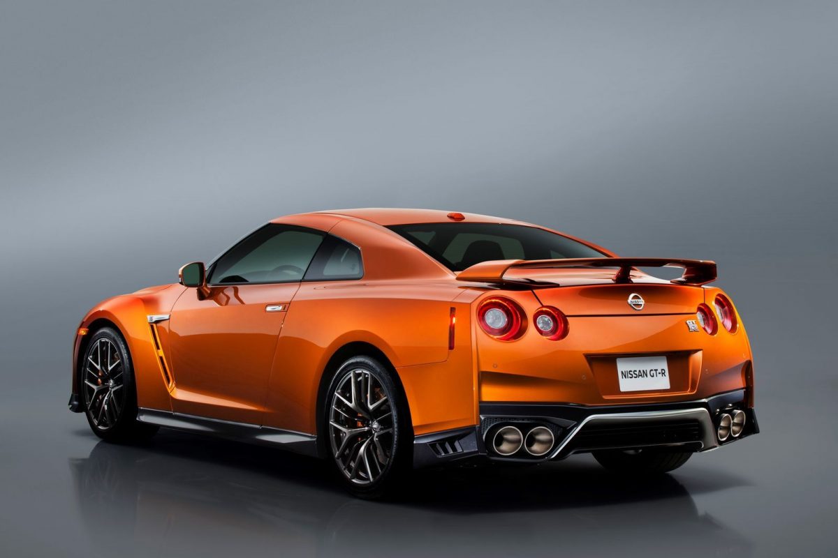NISSAN GT-R