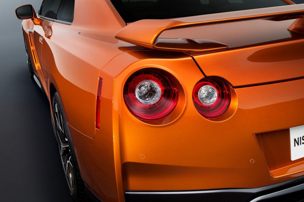 NISSAN GT-R