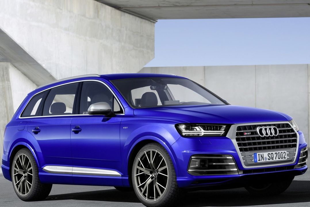 AUDI Q7