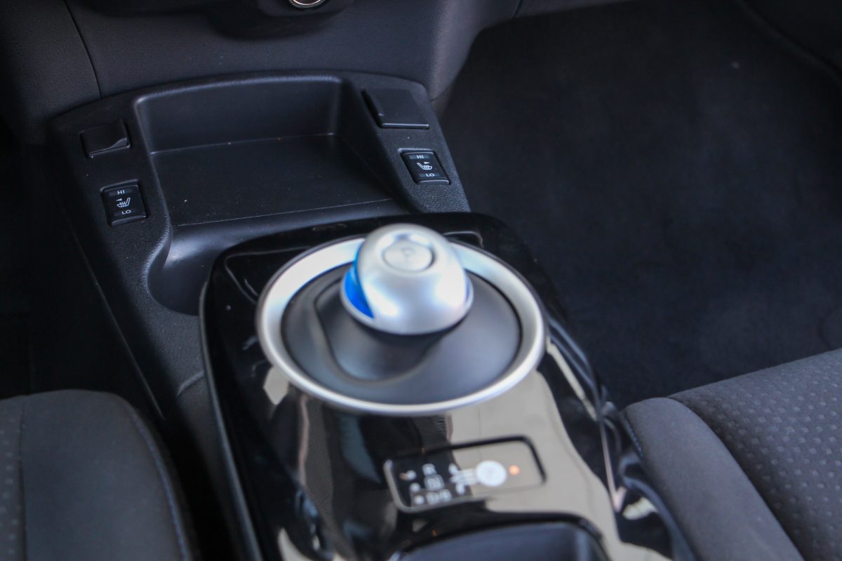 NISSAN LEAF