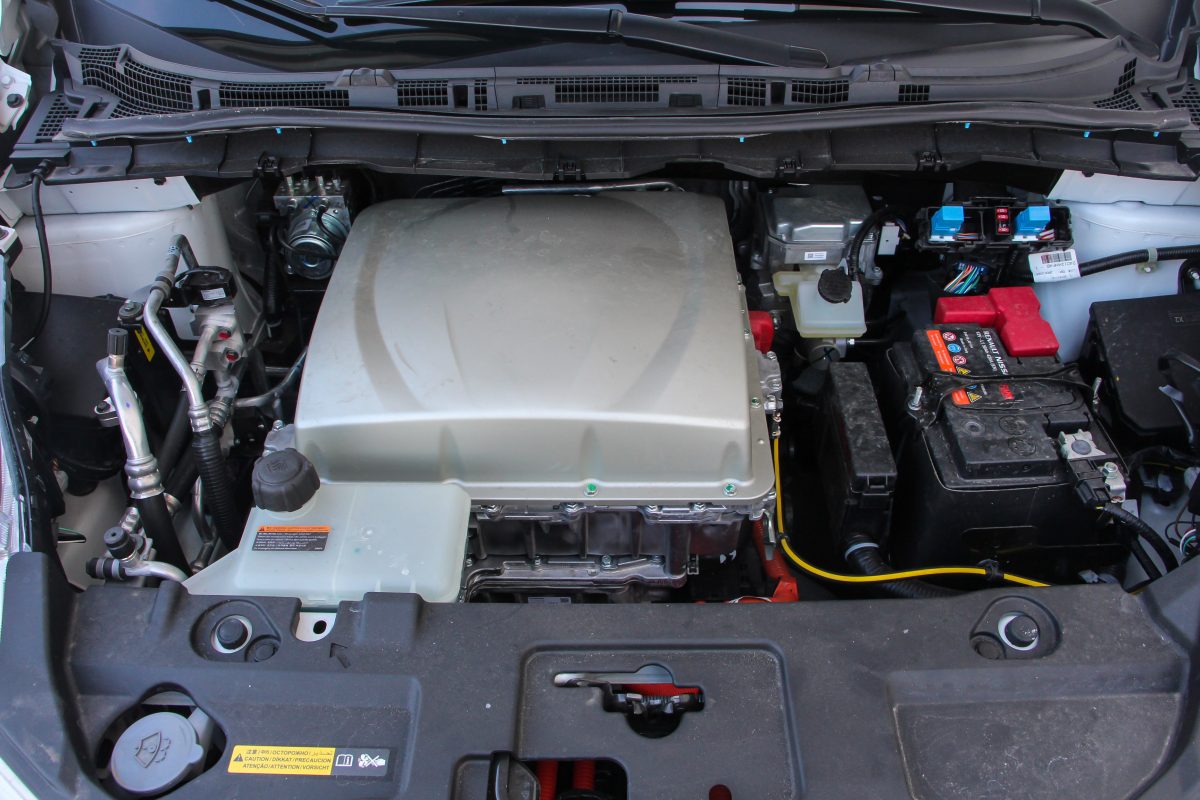 NISSAN LEAF