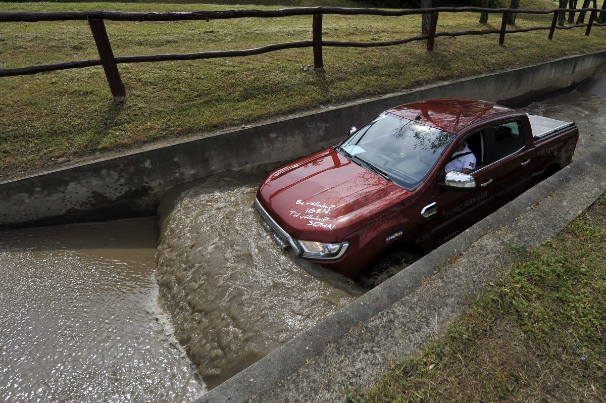 FORD RANGER