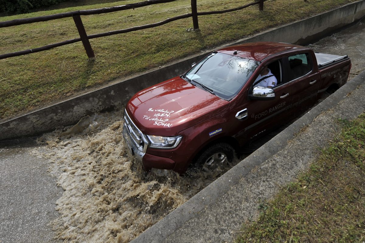 FORD RANGER