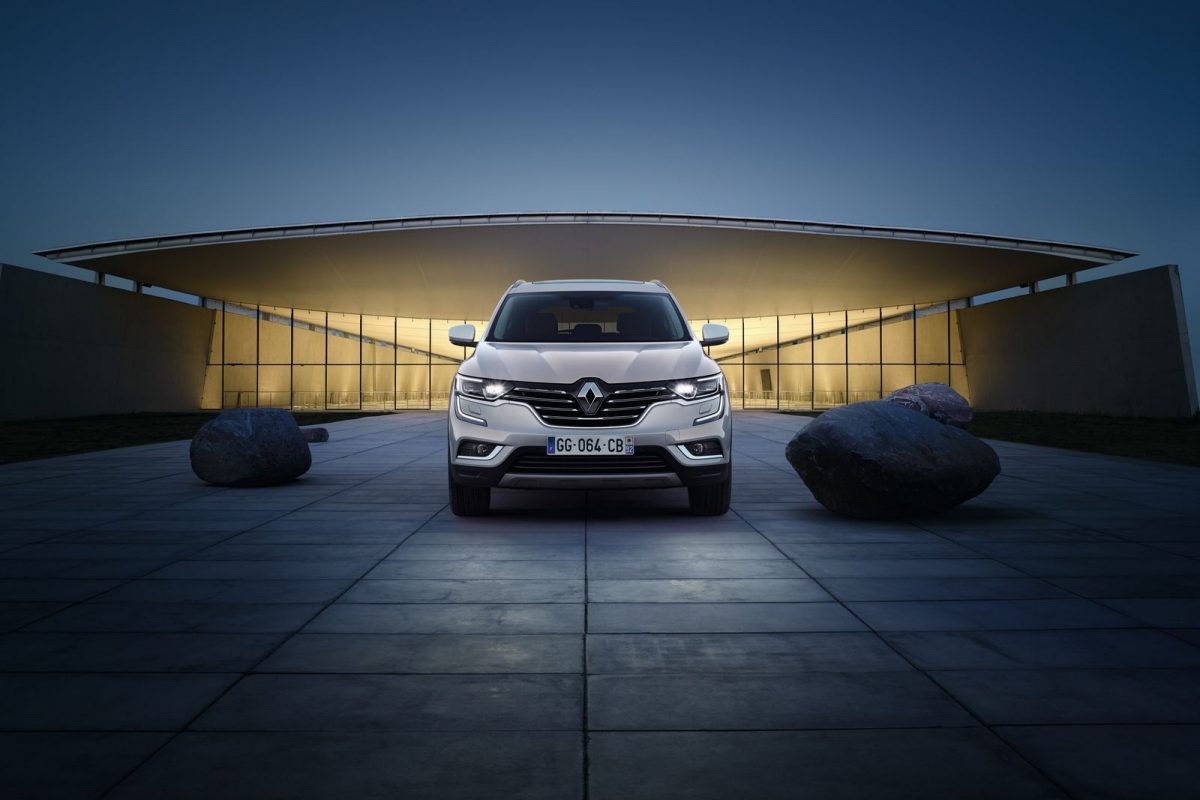 RENAULT