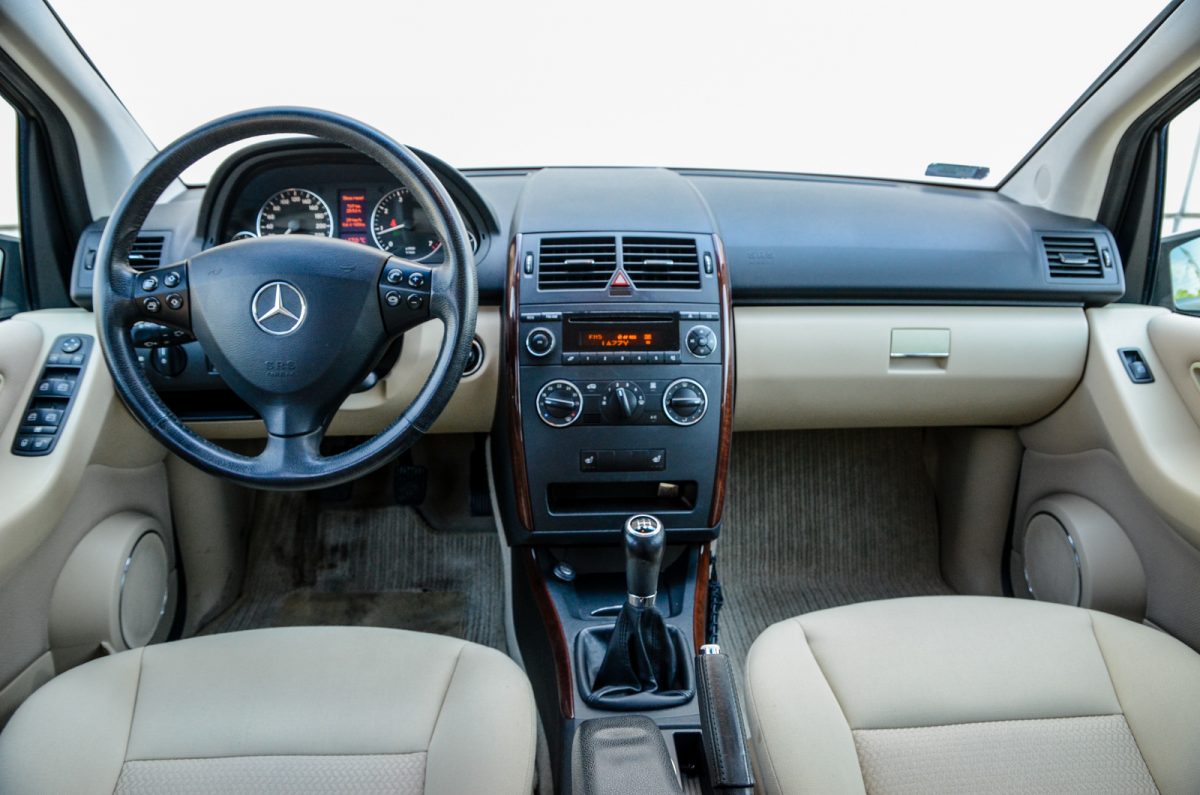 MERCEDES-BENZ A 150