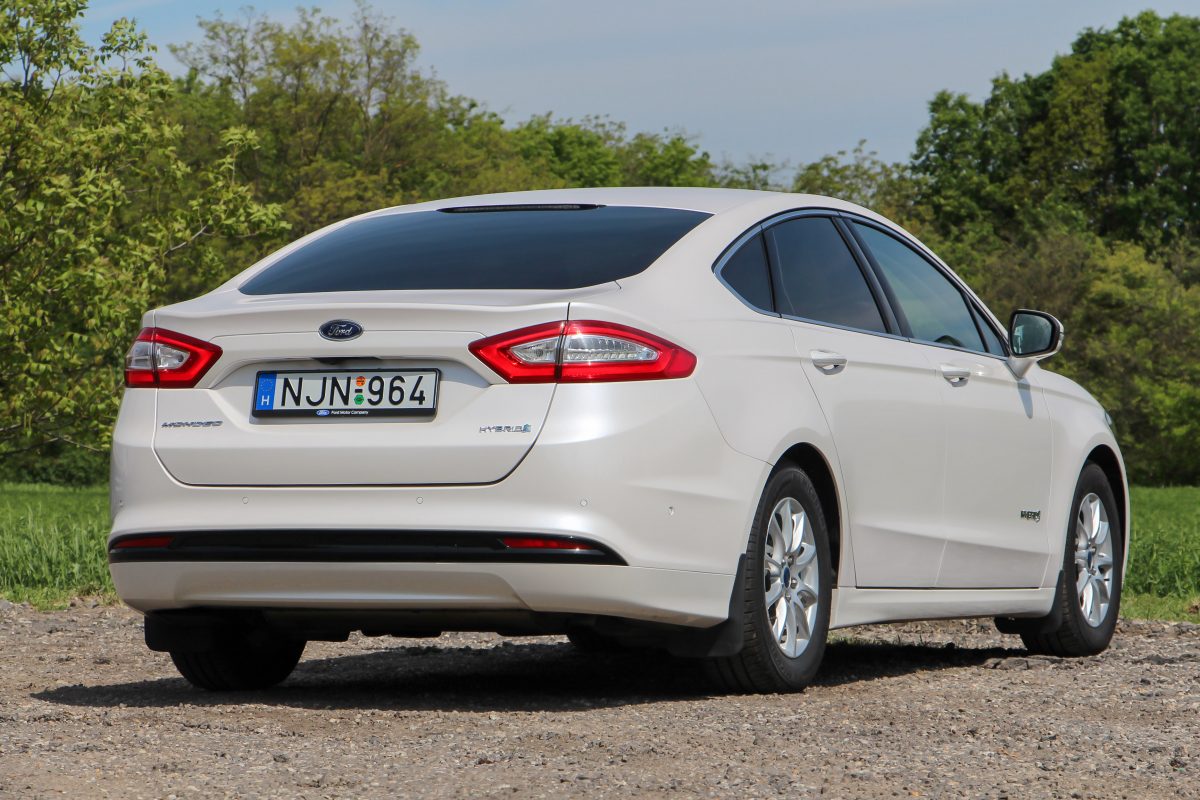 FORD MONDEO