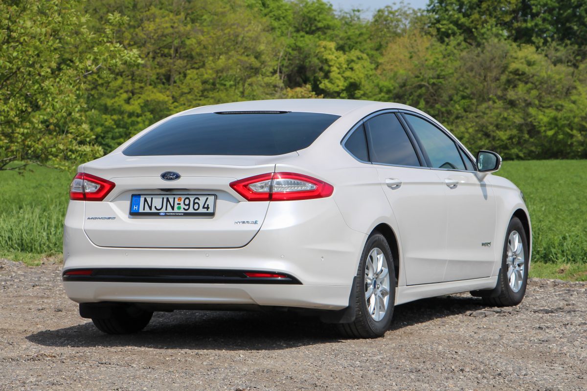FORD MONDEO