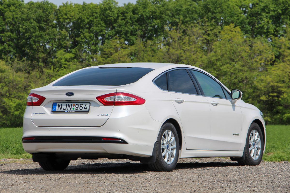 FORD MONDEO