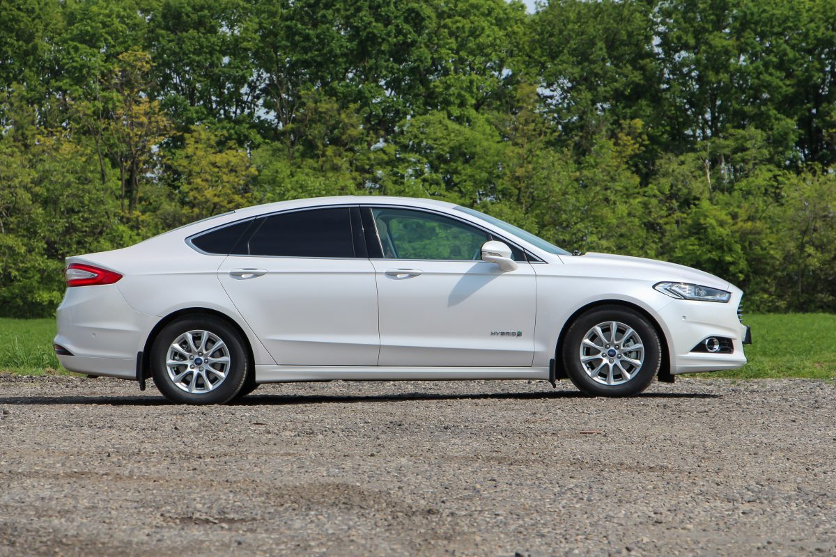 FORD MONDEO