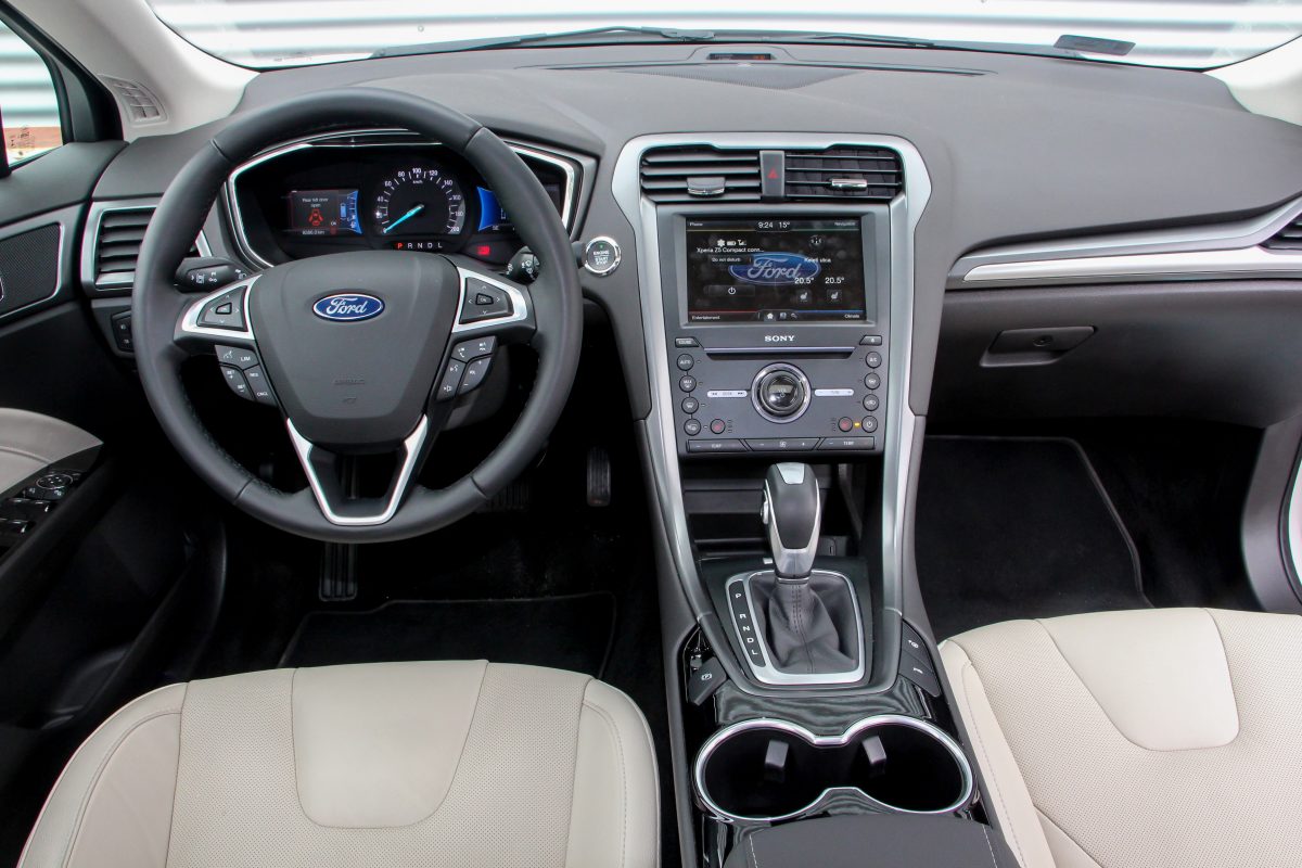 FORD MONDEO