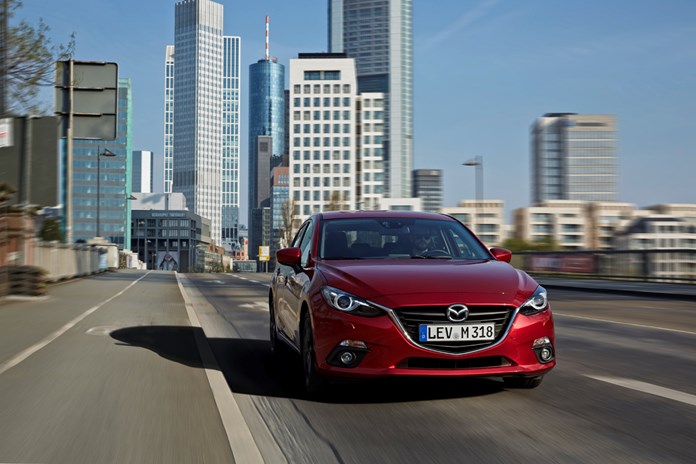 MAZDA 3