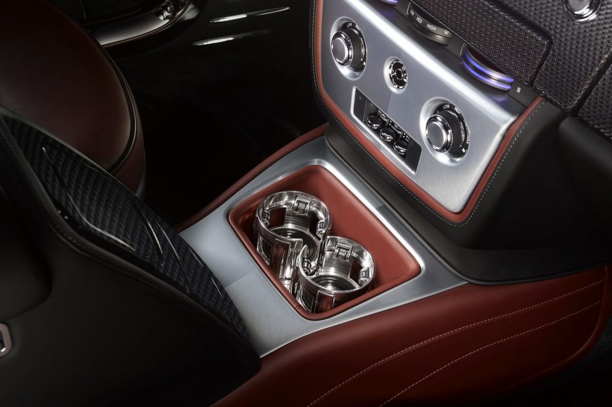 ROLLS-ROYCE PHANTOM
