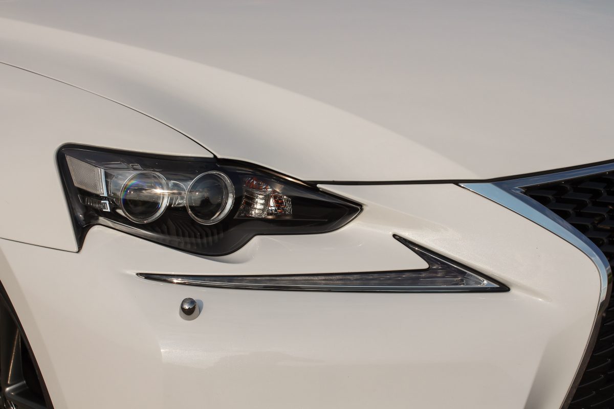 LEXUS IS