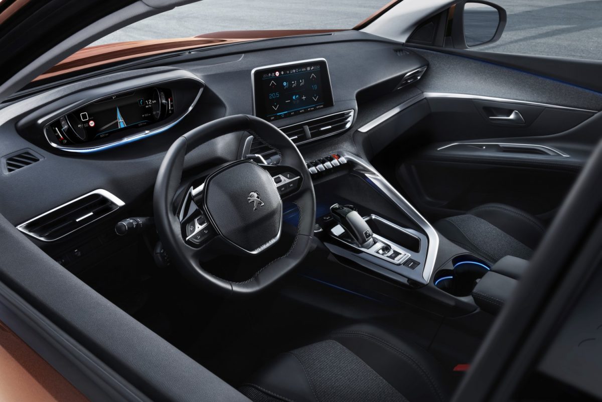 PEUGEOT 3008
