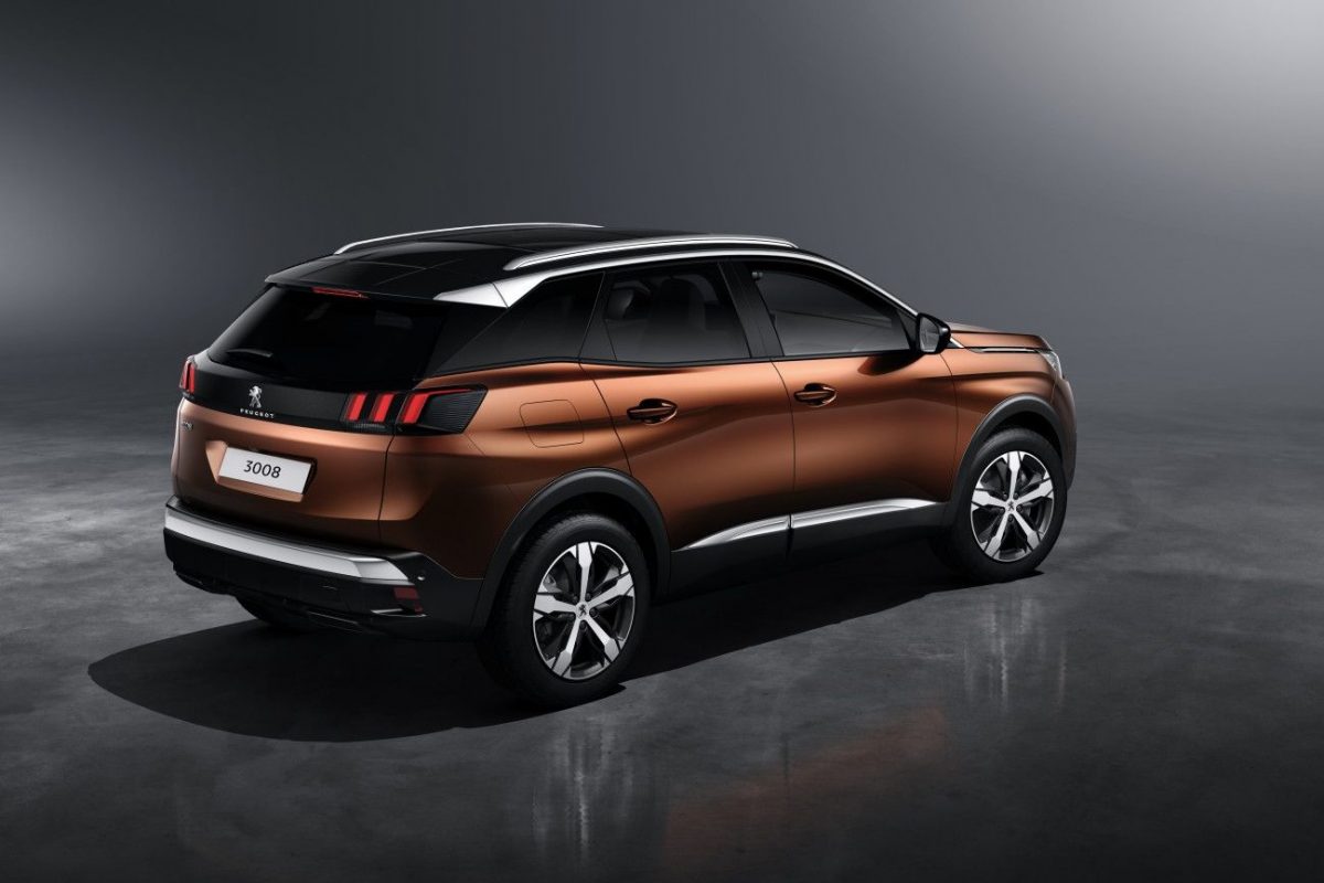 PEUGEOT 3008