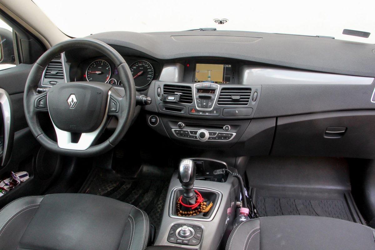 RENAULT LAGUNA