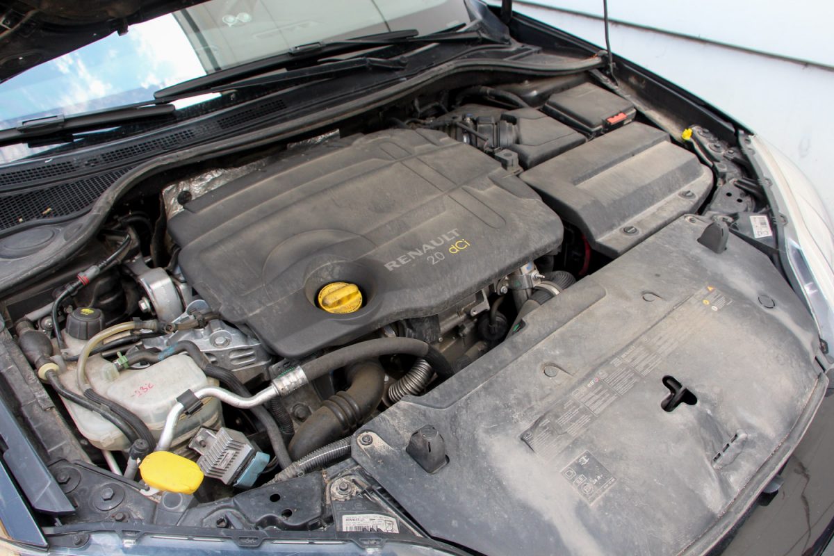 RENAULT LAGUNA