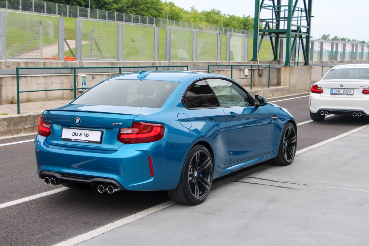BMW 2-ES SOROZAT