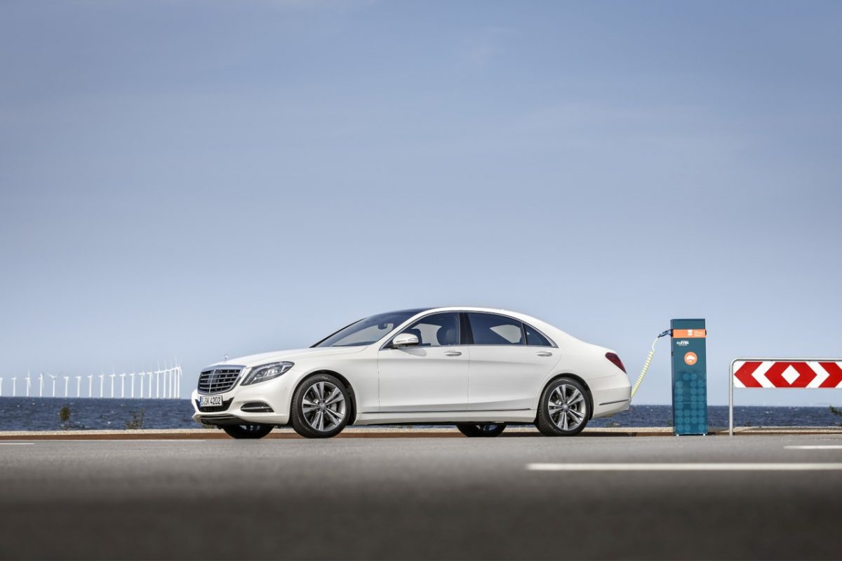 MERCEDES-BENZ S-OSZTÁLY