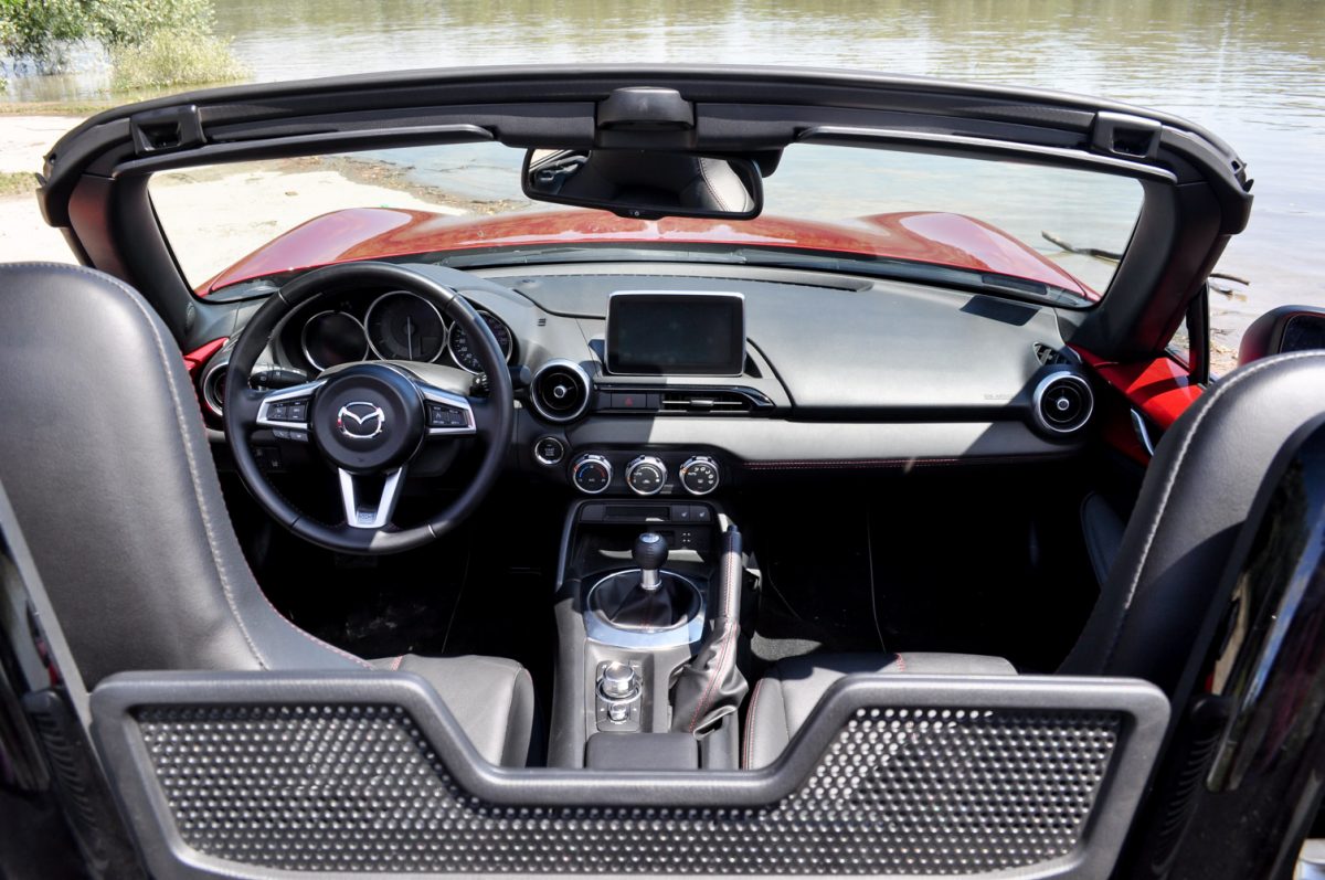 MAZDA MX-5