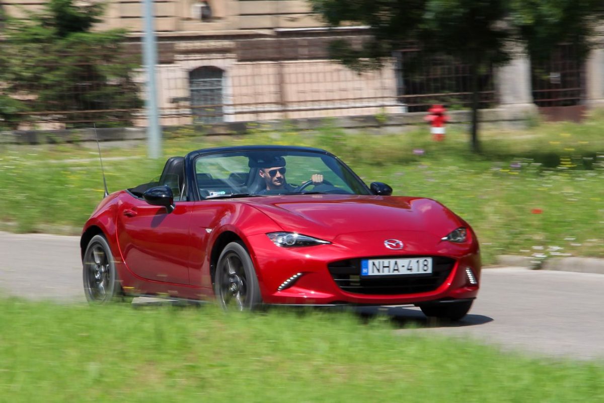 MAZDA MX-5