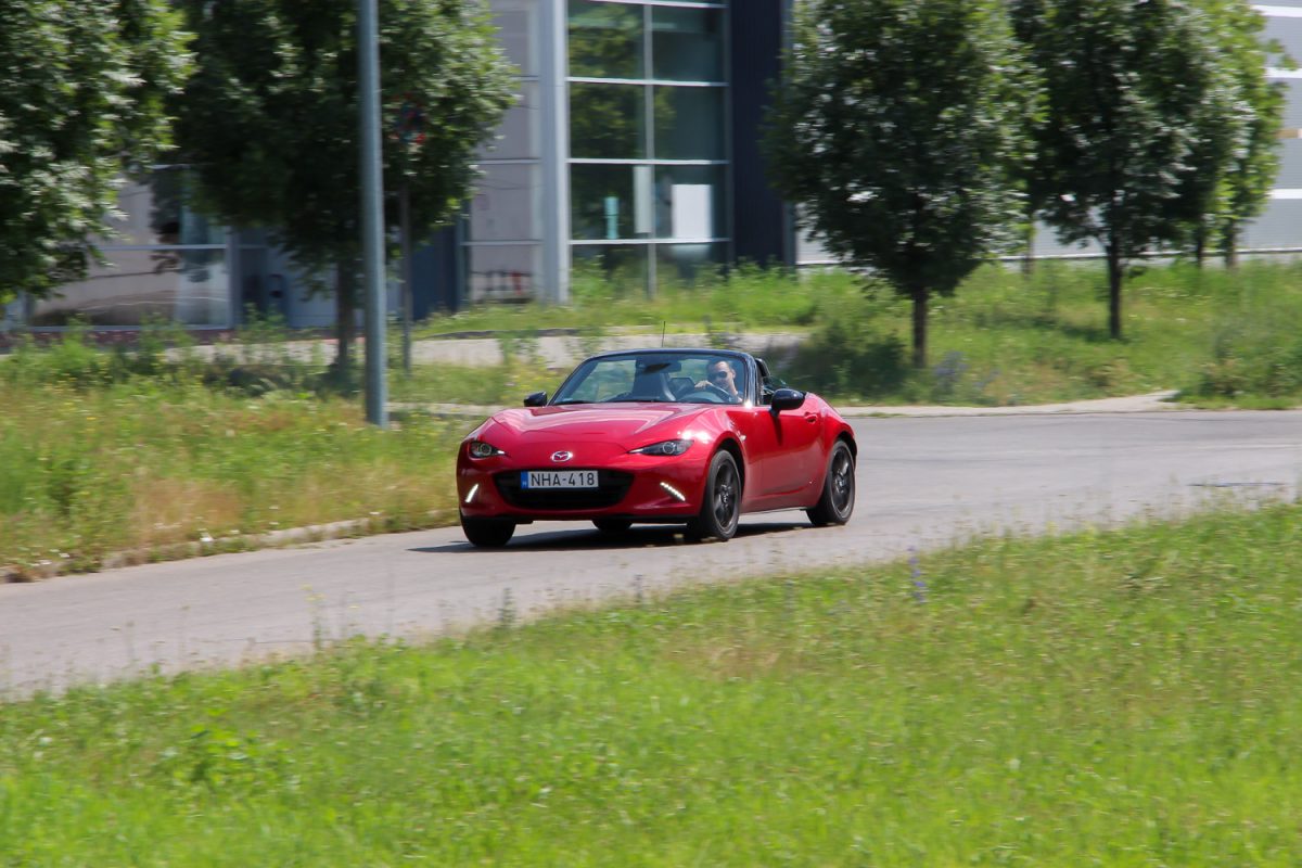 MAZDA MX-5