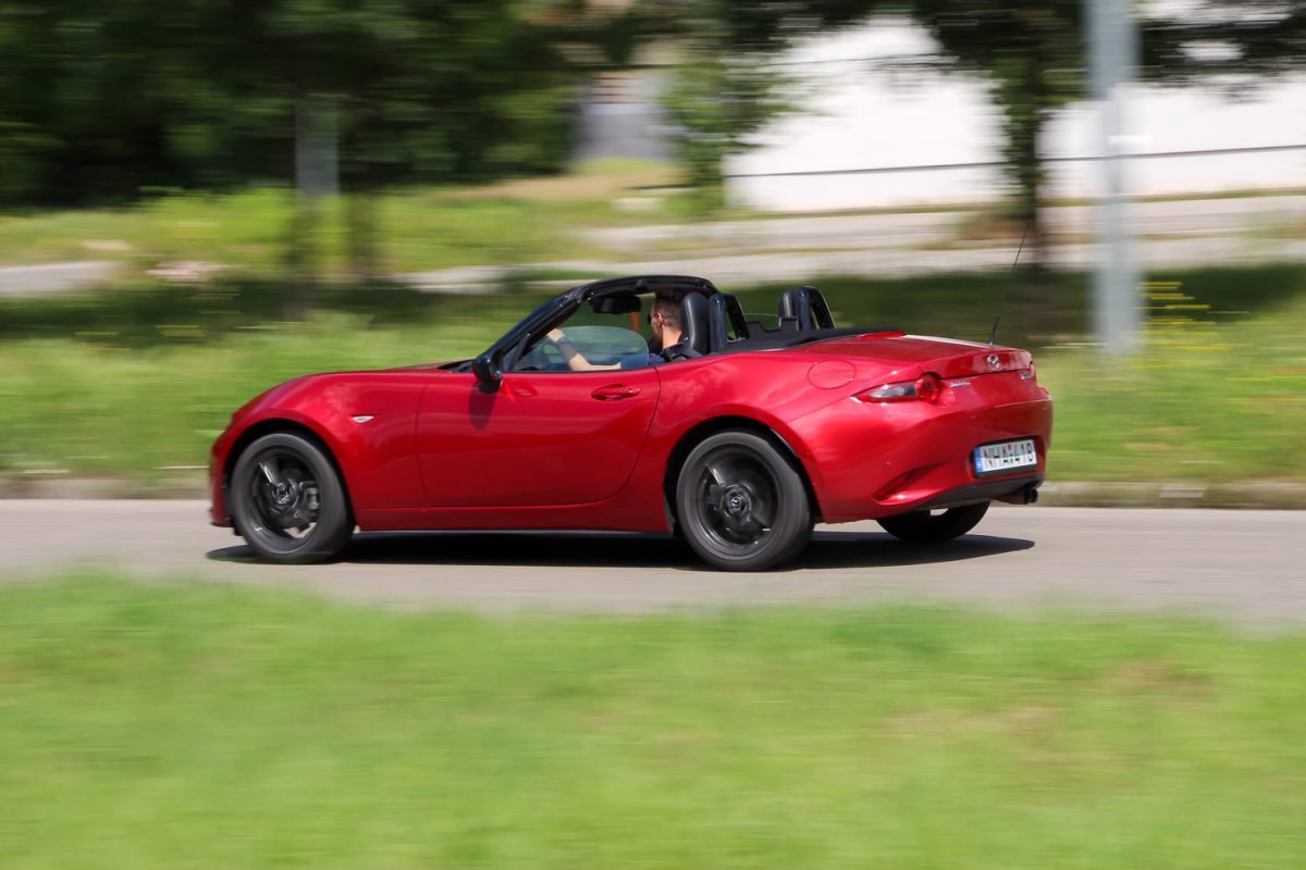 MAZDA MX-5