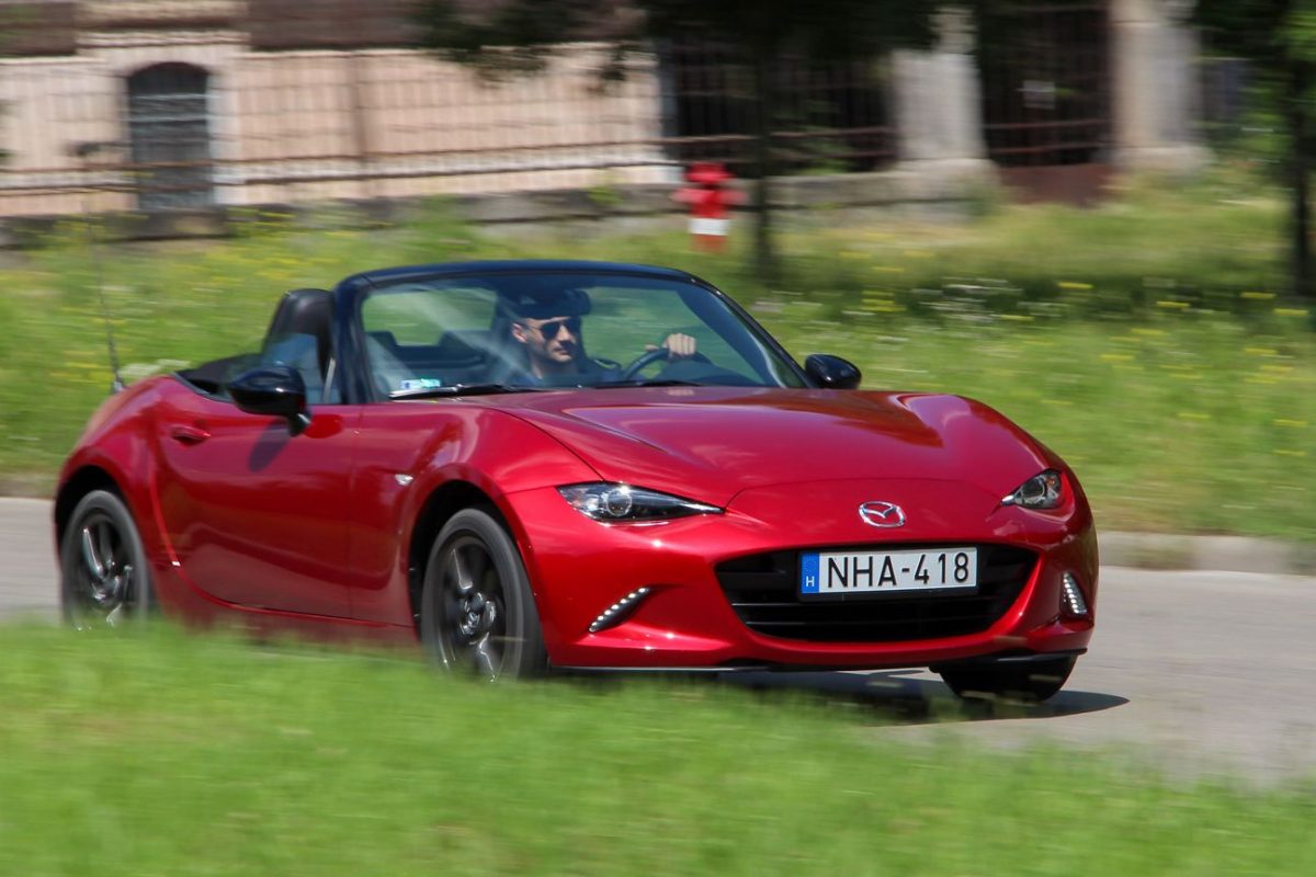 MAZDA MX-5