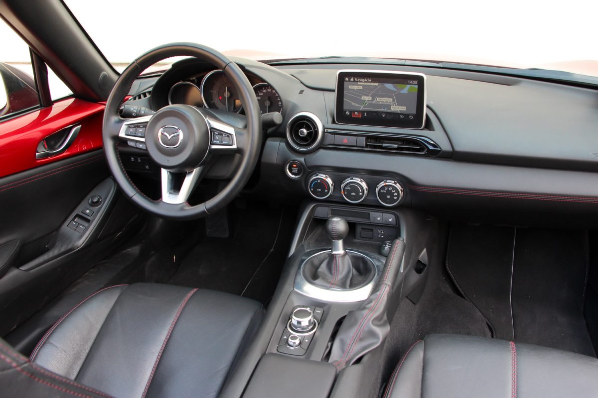 MAZDA MX-5