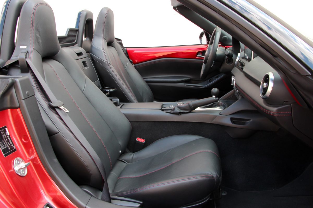 MAZDA MX-5
