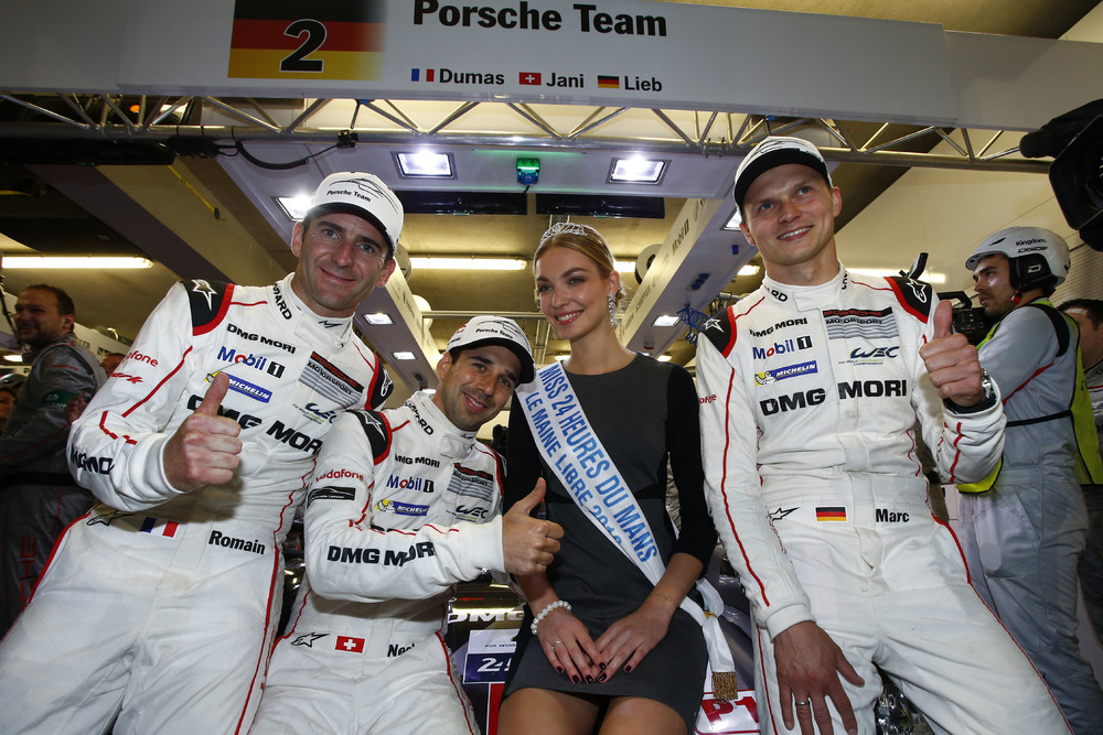 PORSCHE