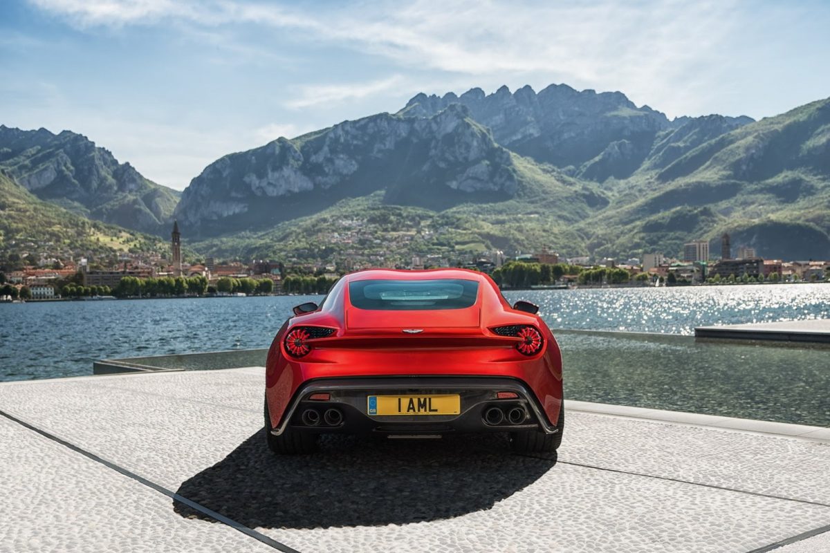 ASTON MARTIN VANQUISH