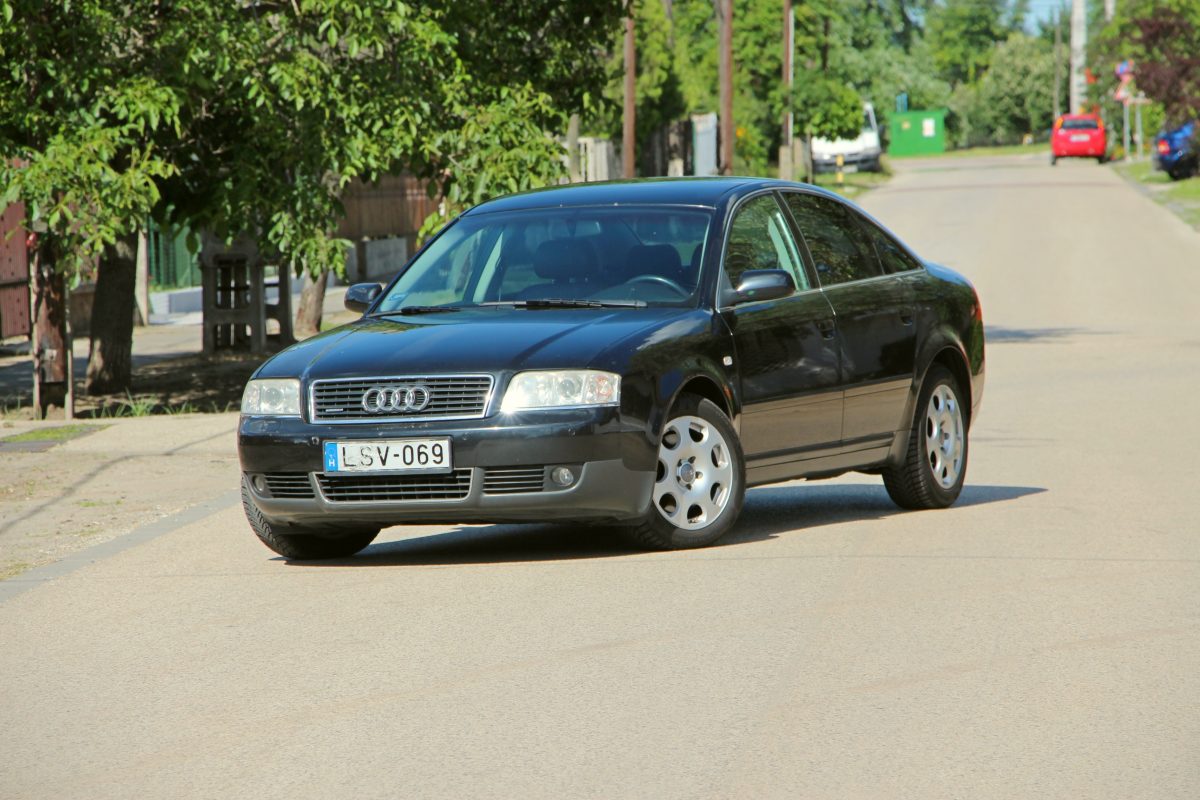AUDI A6