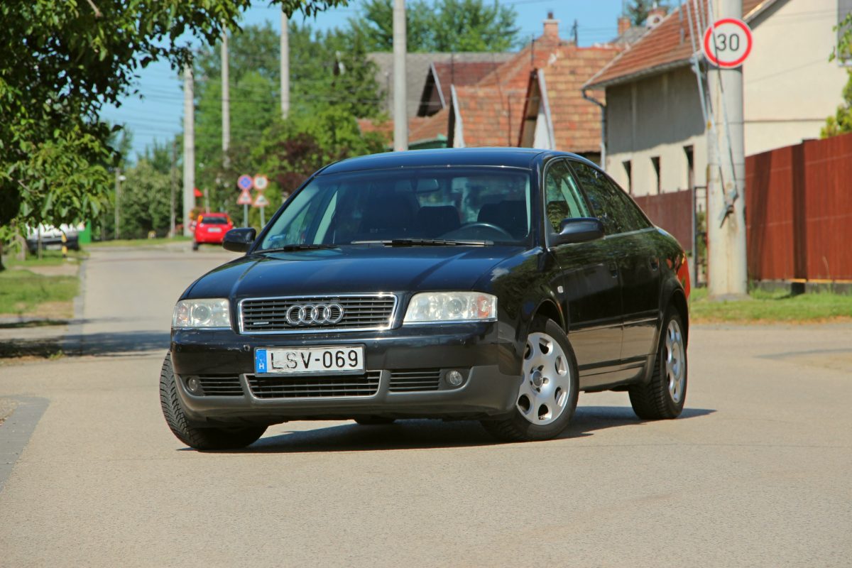 AUDI A6