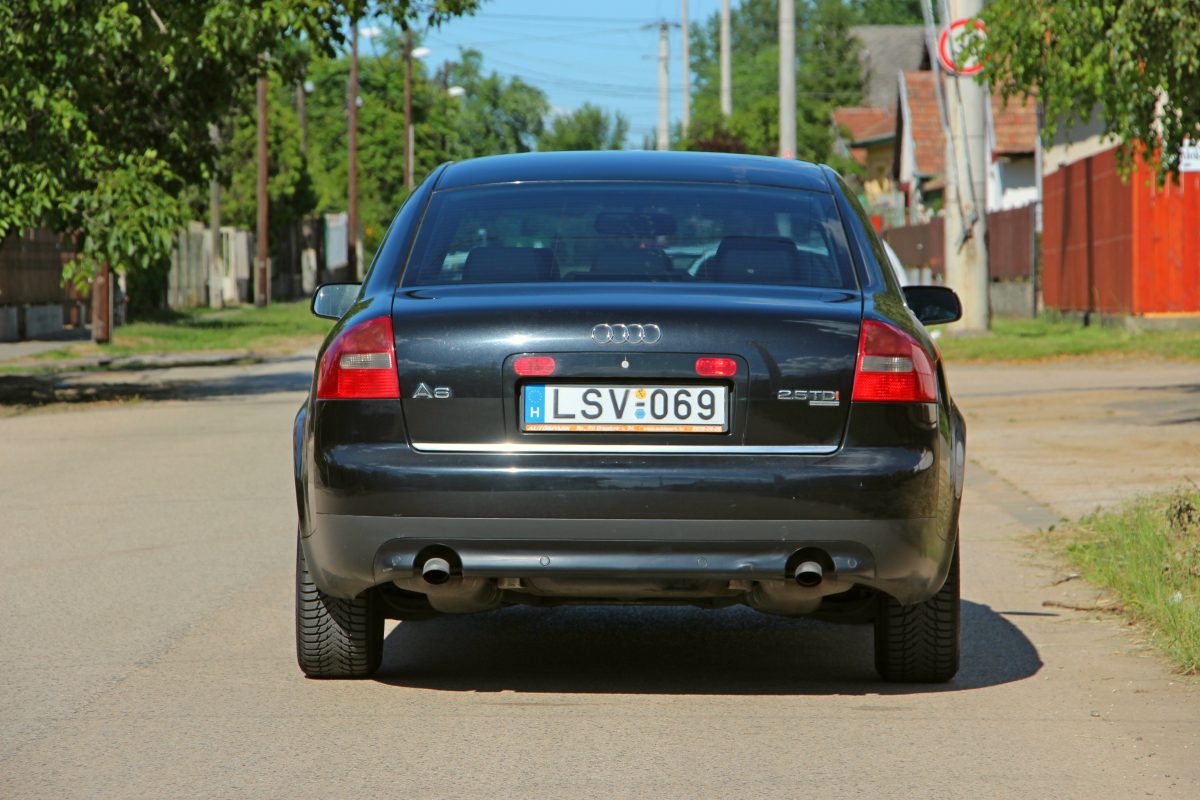 AUDI A6